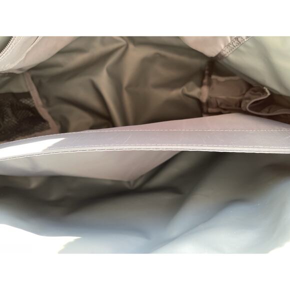 Timbuk2 Classic Messenger Bag Black Waterproof Liner Size Gray Large EUC - Picture 5 of 8